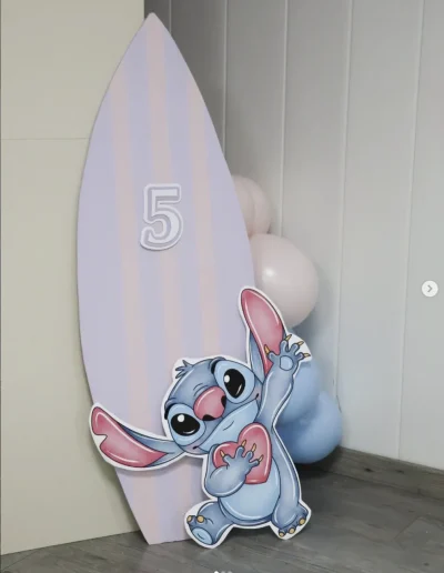 Décoration d'anniversaire sur le thème Lilo et Stitch